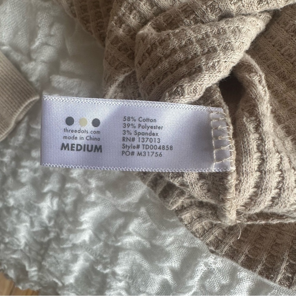 Three Dots Waffle Knit Thermal Hoodie Oat Beige Pullover Medium - Picture 8 of 8